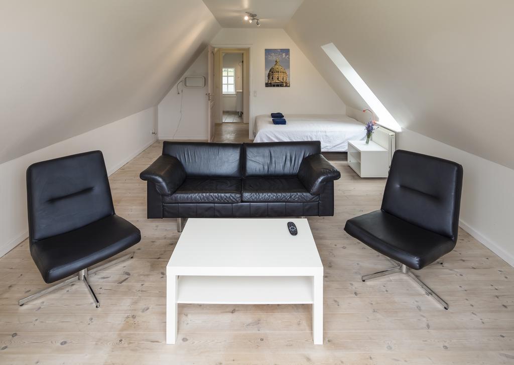 Pedersminde Guesthouse Fredensborg Exterior photo